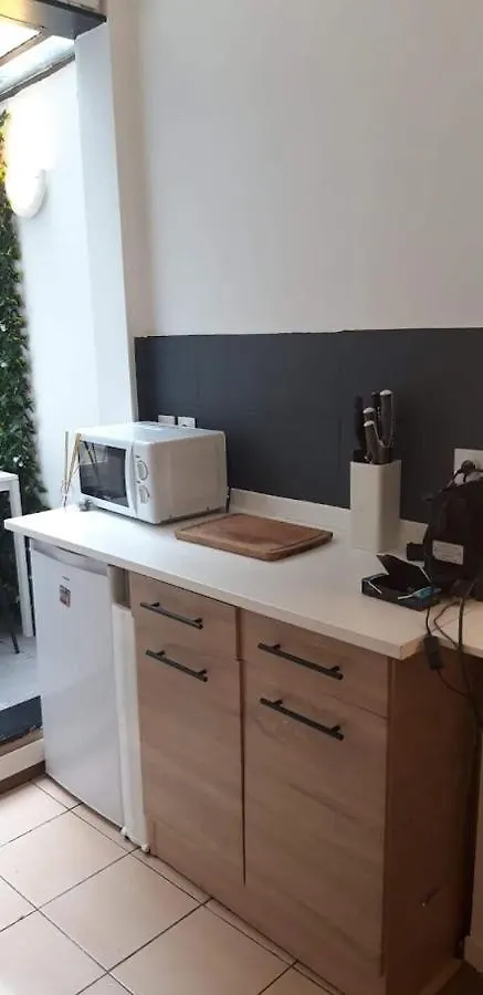 Homestay Studio Chez Thomas Apartment Paris