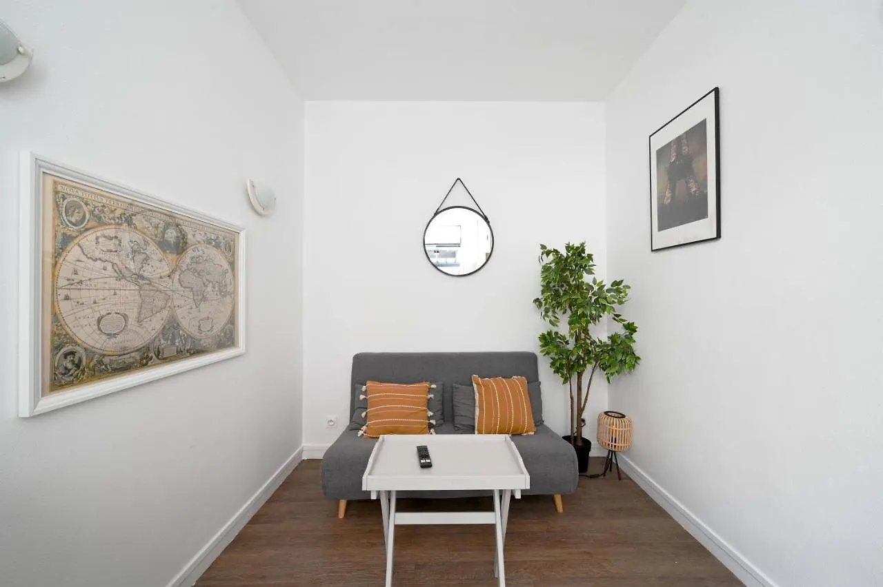 Homestay Studio Chez Thomas Apartment Paris