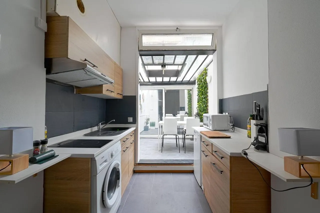 Studio Chez Thomas Apartment Paris Homestay